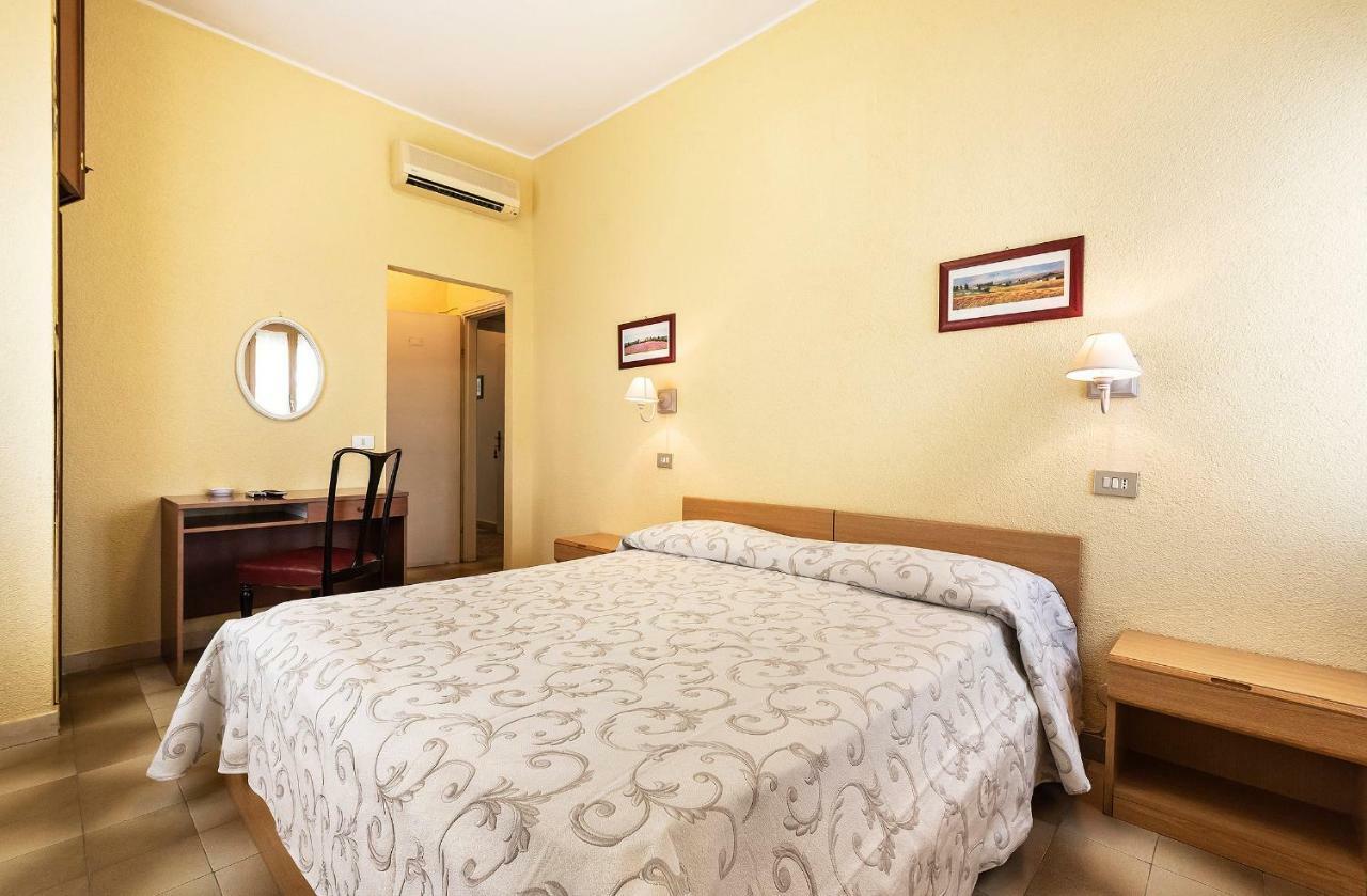 טרקיניה Hotel Aurelia מראה חיצוני תמונה